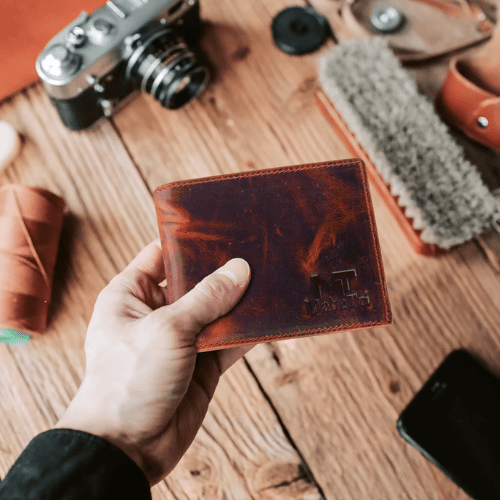 Bi-Fold Dark Brown Leather Wallet